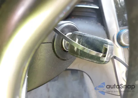 2013 Chevrolet Malibu 1Ls z USA, uszkodzony, nr VIN 1G11B5SA2DF247520